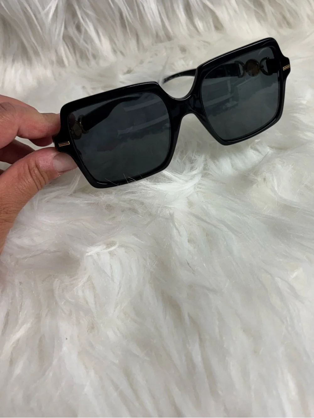 * | Versace | VE4441 Women's Sunglasses in Black. Size 55mm.